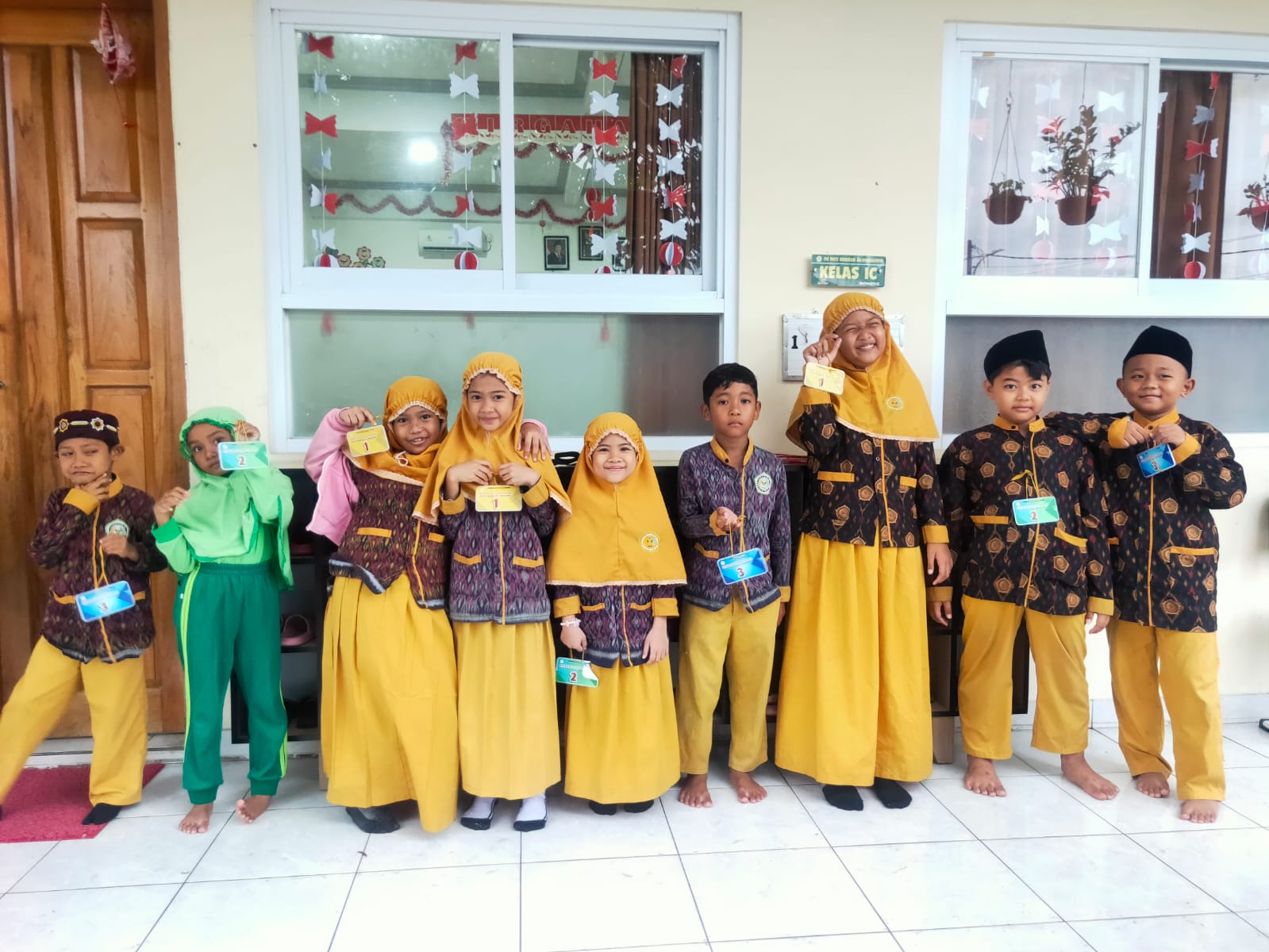 Bintang Prestasi Kamis, 22 Januari 2026 - foto 1